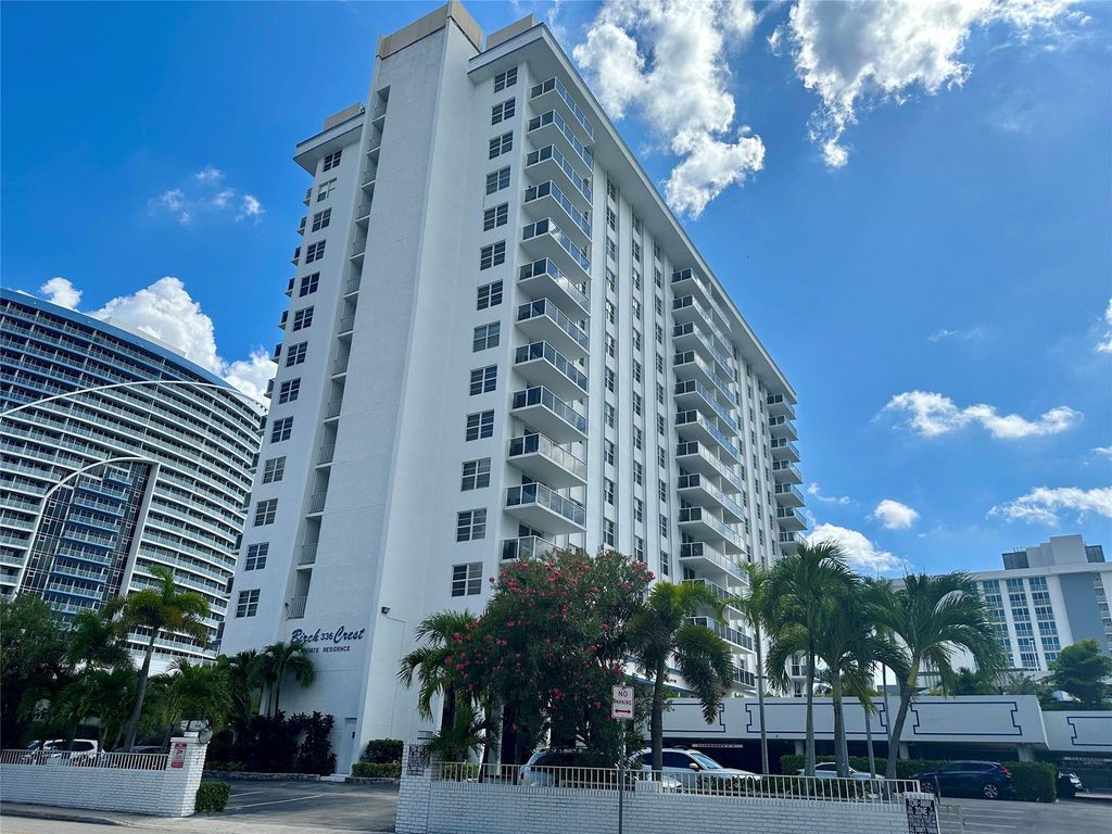 336 N BIRCH Road 4C, Fort Lauderdale, FL 33304