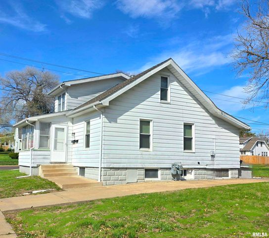 1208 E DIVISION Avenue, Peoria Heights, IL 61616