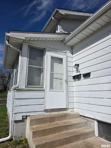1208 E DIVISION Avenue, Peoria Heights, IL 61616