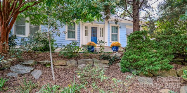 5 Camden Avenue, Asheville, NC 28804