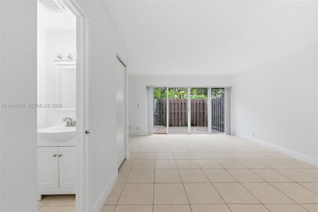 3003 NW 5th Ter 2, Pompano Beach, FL 33064