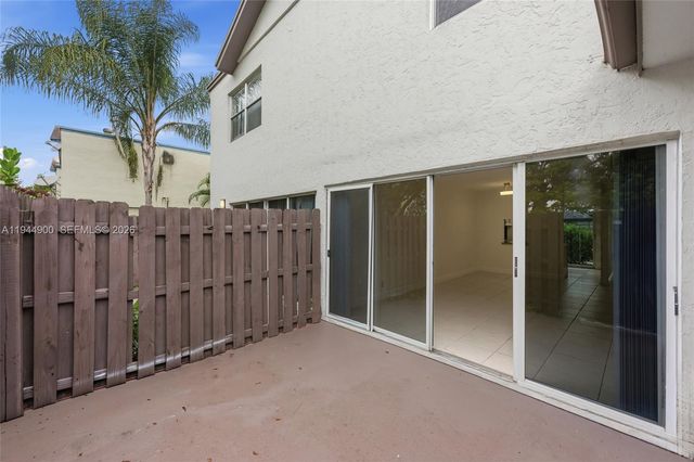 3003 NW 5th Ter 2, Pompano Beach, FL 33064