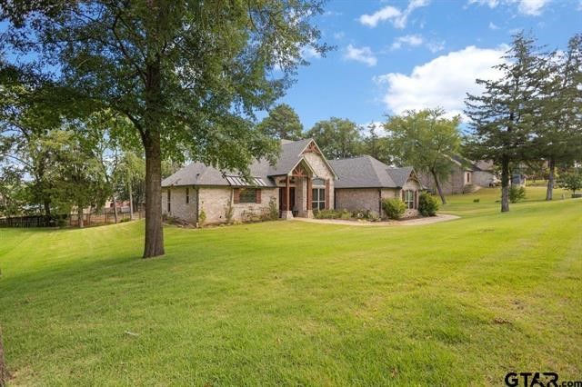 332 Hines Crossing, Bullard, TX 75757