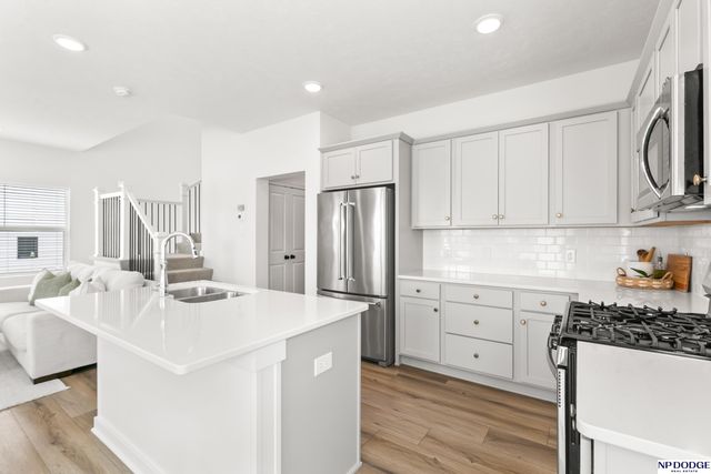 12120 S 111 Avenue, Papillion, NE 68046