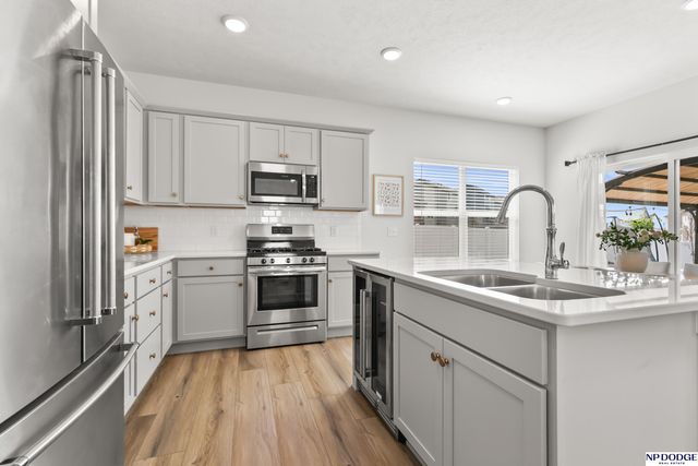 12120 S 111 Avenue, Papillion, NE 68046