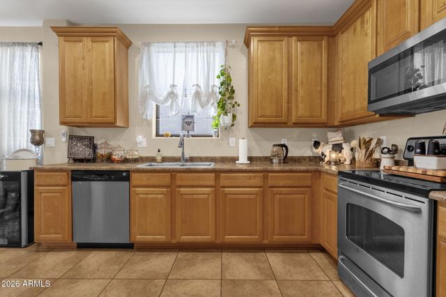 3422 W LEODRA Lane, Phoenix, AZ 85041