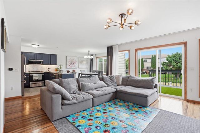 452 Concord Drive, Oregon, WI 53575