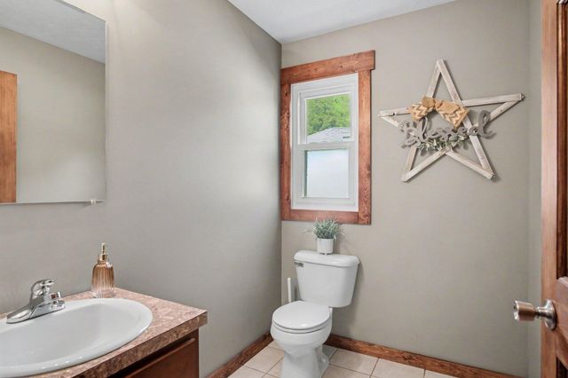 3476 Lindsey Lane, Holland Twp, MI 49464