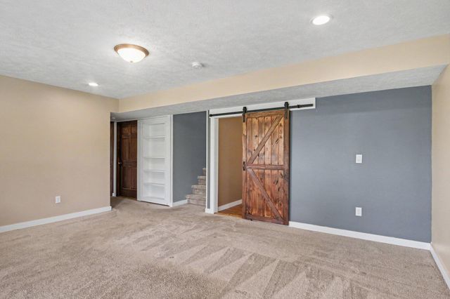 3476 Lindsey Lane, Holland Twp, MI 49464