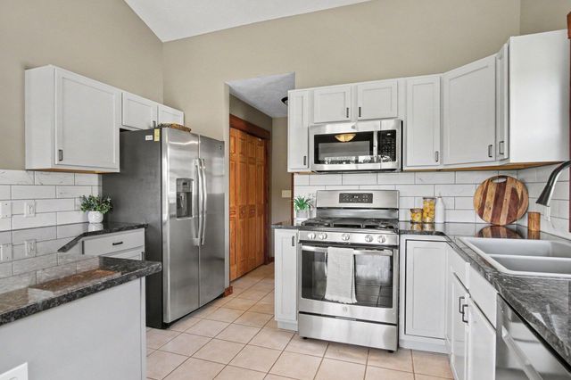 3476 Lindsey Lane, Holland Twp, MI 49464