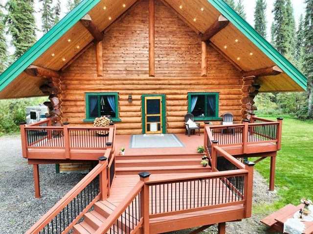 1102 NORTH STAR DRIVE, North Pole, AK 99705