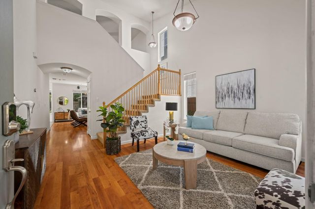 2160 Mabry Dr, Sacramento, CA 95835