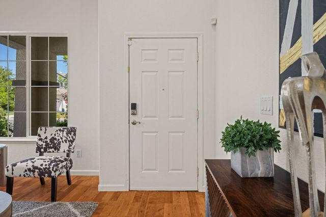 2160 Mabry Dr, Sacramento, CA 95835