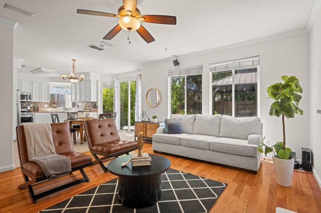 2160 Mabry Dr, Sacramento, CA 95835
