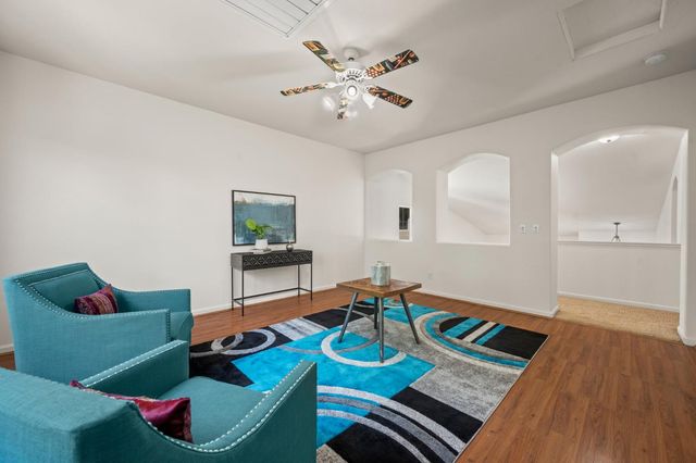 2160 Mabry Dr, Sacramento, CA 95835