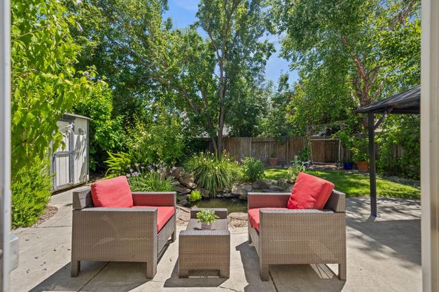 2160 Mabry Dr, Sacramento, CA 95835