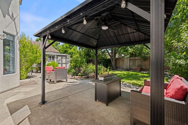 2160 Mabry Dr, Sacramento, CA 95835
