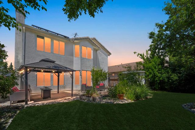 2160 Mabry Dr, Sacramento, CA 95835