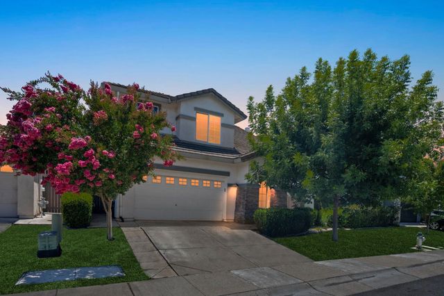 2160 Mabry Dr, Sacramento, CA 95835