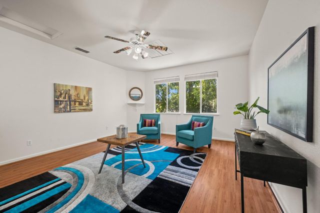 2160 Mabry Dr, Sacramento, CA 95835