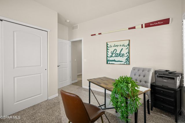 700 Cedarwood Avenue, Horizon City, TX 79928