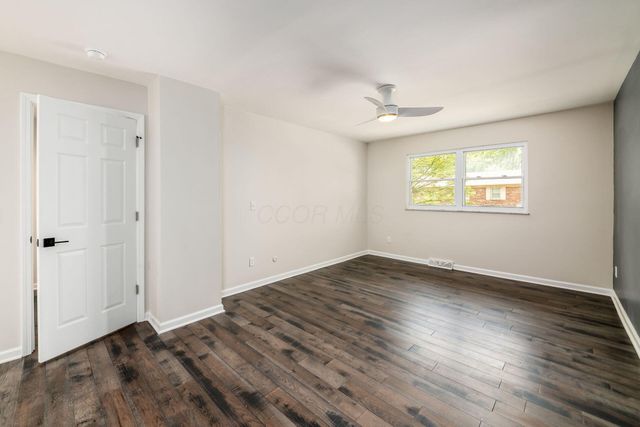 7818 Sanbrooke Road, Dublin, OH 43016