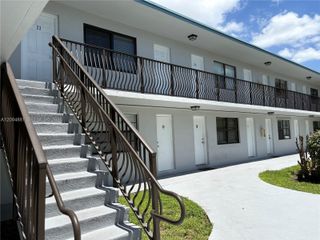 4444SW 67TH Ave 25, Miami, FL 33155