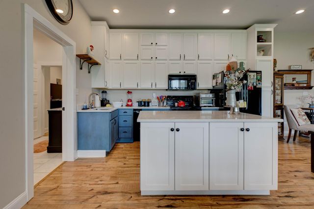 4578 Combs Ferry Road, Winchester, KY 40391
