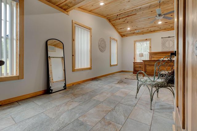4578 Combs Ferry Road, Winchester, KY 40391