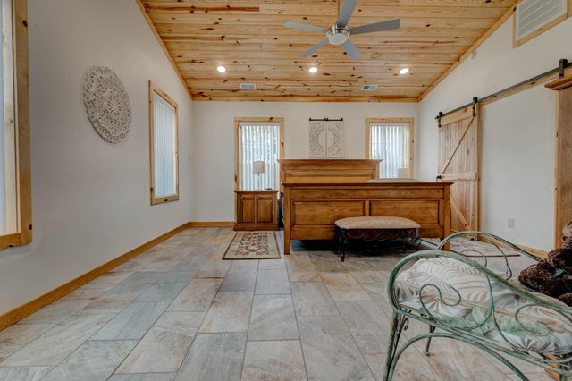 4578 Combs Ferry Road, Winchester, KY 40391