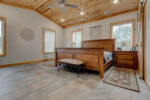 4578 Combs Ferry Road, Winchester, KY 40391