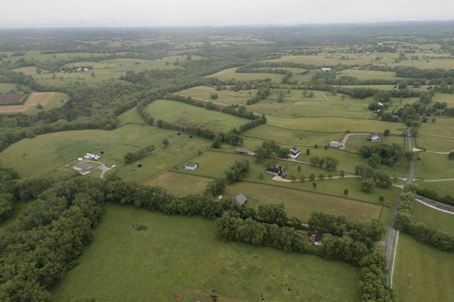 4578 Combs Ferry Road, Winchester, KY 40391