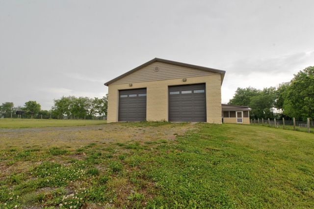 4578 Combs Ferry Road, Winchester, KY 40391