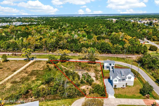 732 Wildwood Court, Pass Christian, MS 39571