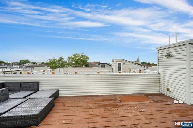 67 Bleecker Street 2, Jersey City, NJ 07307