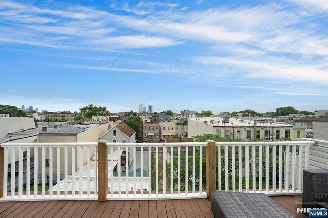 67 Bleecker Street 2, Jersey City, NJ 07307