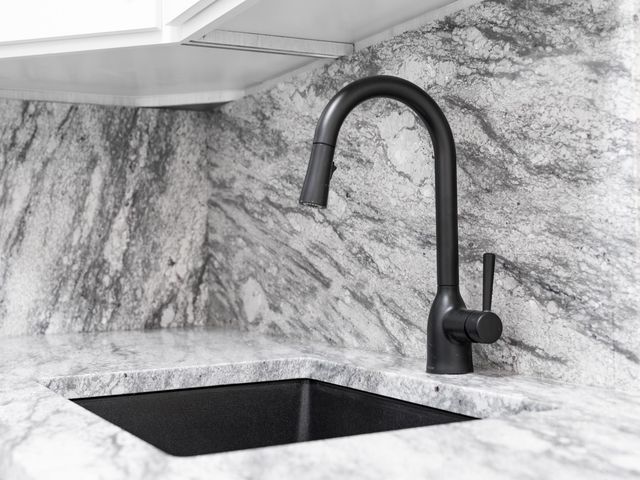 80 Park Ave Apt 6F, New York City, NY 10016