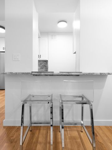 80 Park Ave Apt 6F, New York City, NY 10016