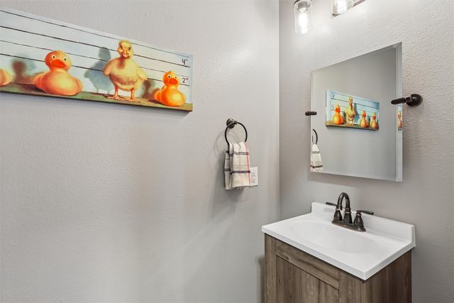 6913 Jack London Drive, Johnston, IA 50131