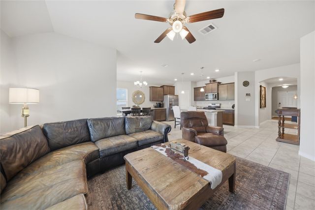 711 Davy Street, Brenham, TX 77833