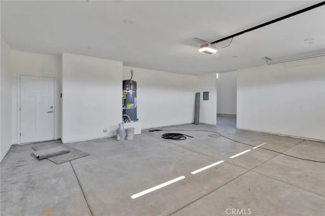13710 Iroquois Road, Apple Valley, CA 92307