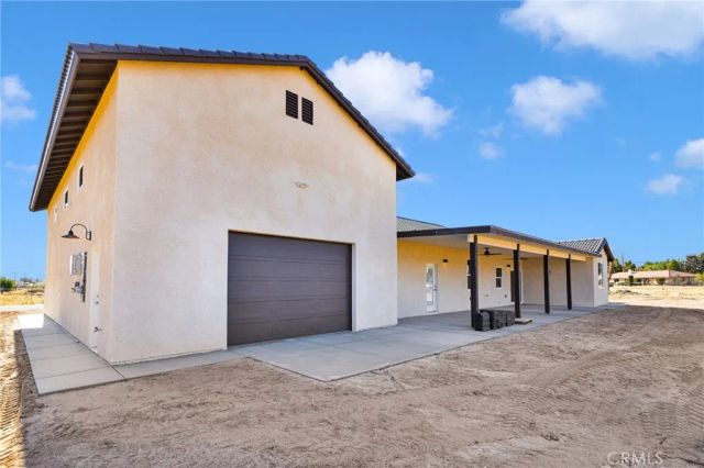 13710 Iroquois Road, Apple Valley, CA 92307