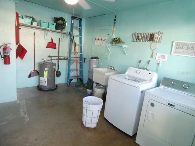 2001 GREENBRIAR BOULEVARD 13, Clearwater, FL 33763