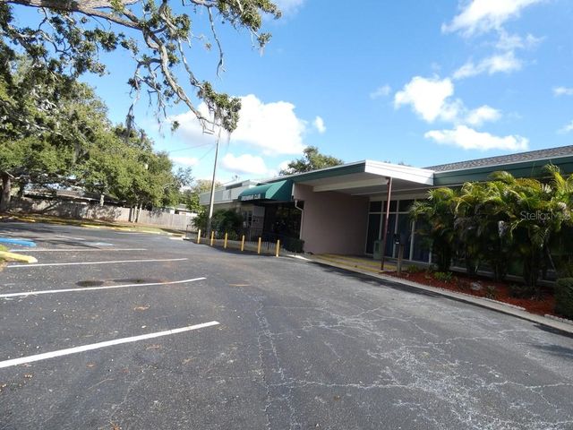 2001 GREENBRIAR BOULEVARD 13, Clearwater, FL 33763