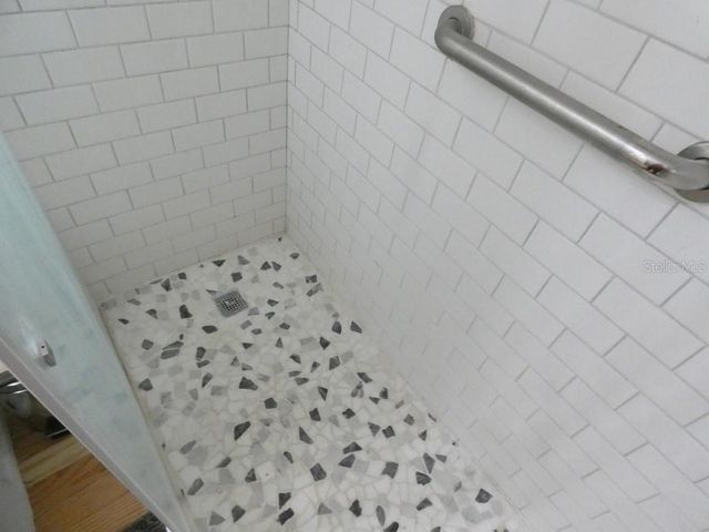 2001 GREENBRIAR BOULEVARD 13, Clearwater, FL 33763