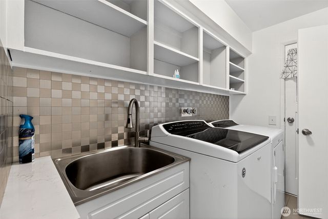 12828 78th Avenue S, Seattle, WA 98178