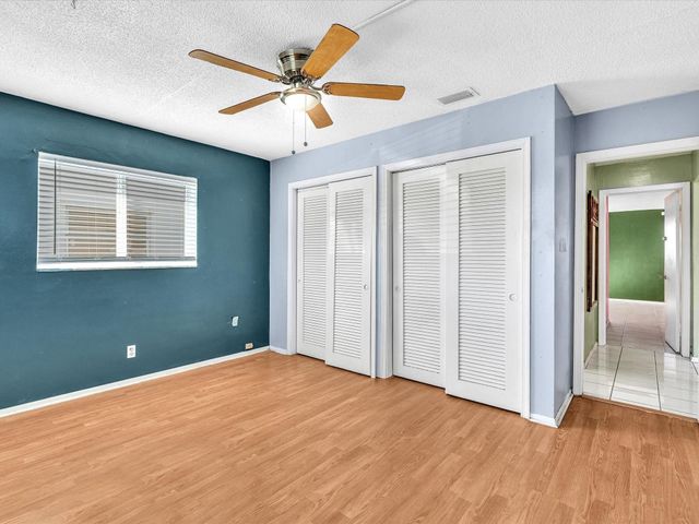 5711 NW 84th Avenue, Tamarac, FL 33321