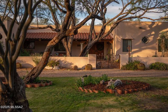 10475 E Speedway Boulevard, Tucson, AZ 85748