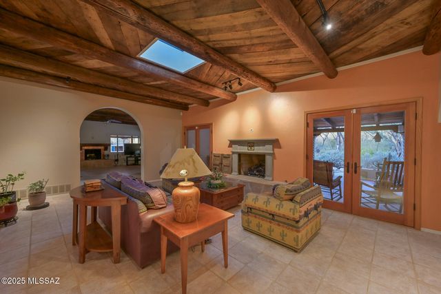 10475 E Speedway Boulevard, Tucson, AZ 85748