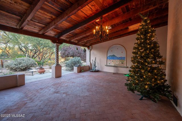 10475 E Speedway Boulevard, Tucson, AZ 85748